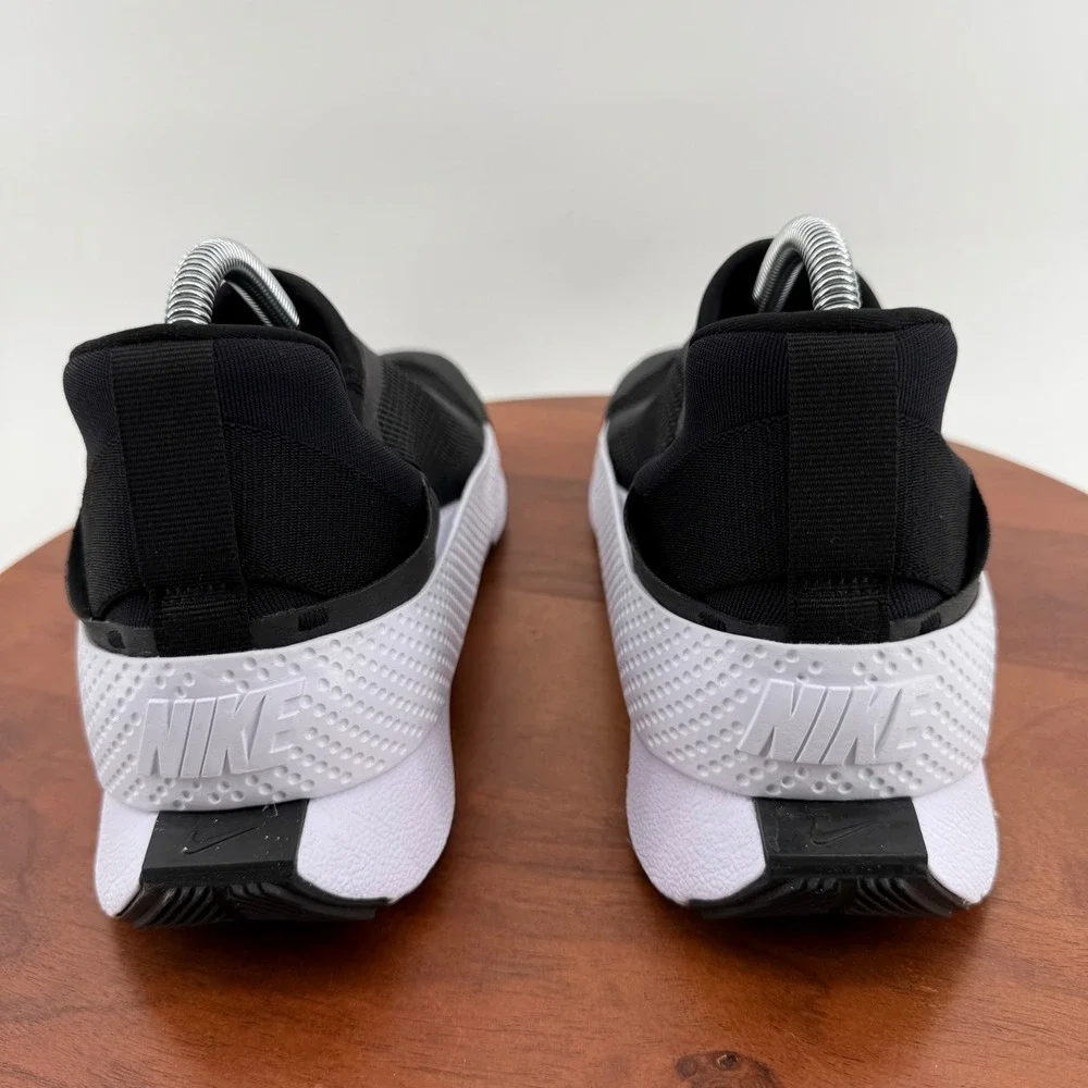Nike Go FlyEase Sneakers ‎ Black White Hands-Free Adaptive DR5540-002 Womens 9